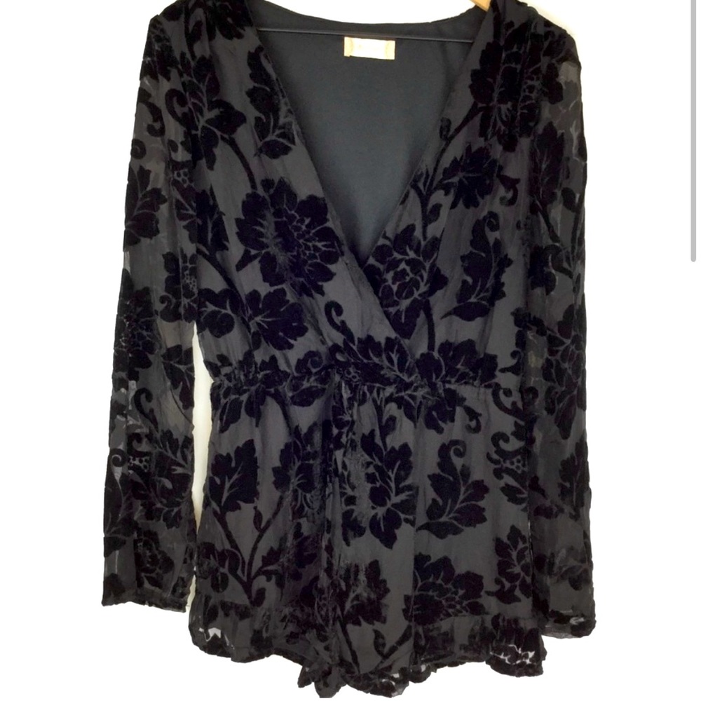 NWT - Altar’d State Velvet LS Romper - Medium